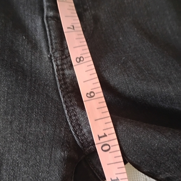 Mother High Waisted Looker Jeans in Not Guilty, Size 29 - Picture 10 of 16